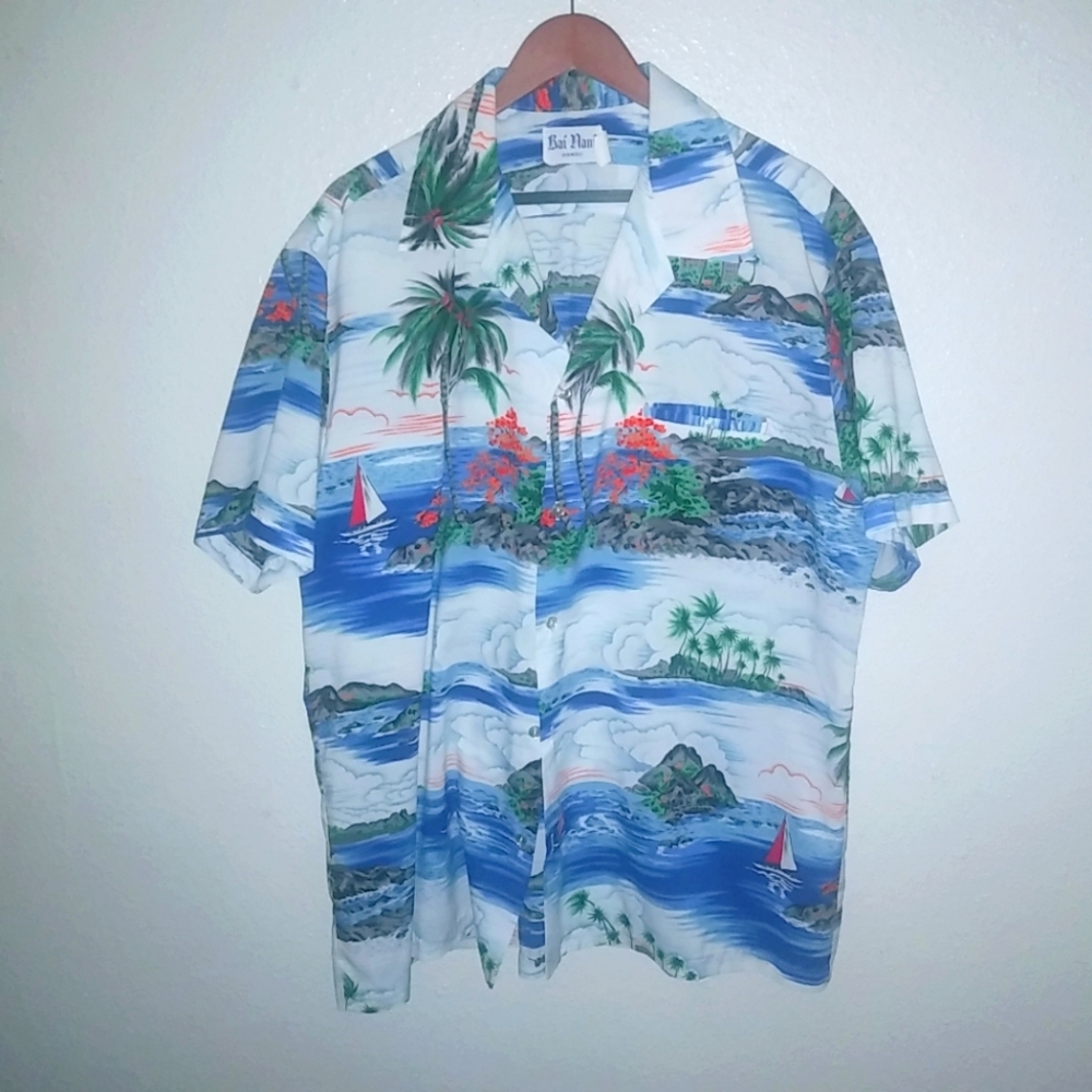 Vintage Kai Nani L Mens Aloha Vibrant Island Scene Short Sleeved Shirt